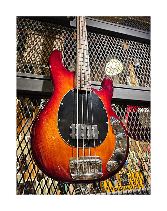 Music Man StingRay Classic Honey Rosted Limited Edition