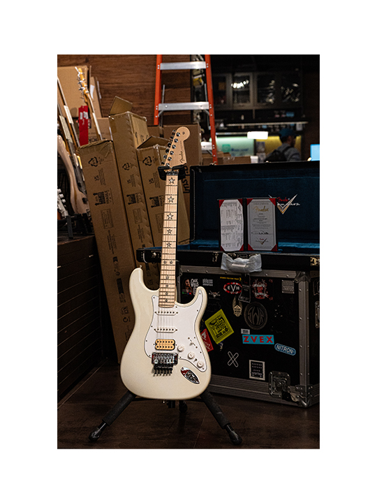 Fender Custom Shop “Sake Of The Star” Strat Masterbuilt by Paul Waller